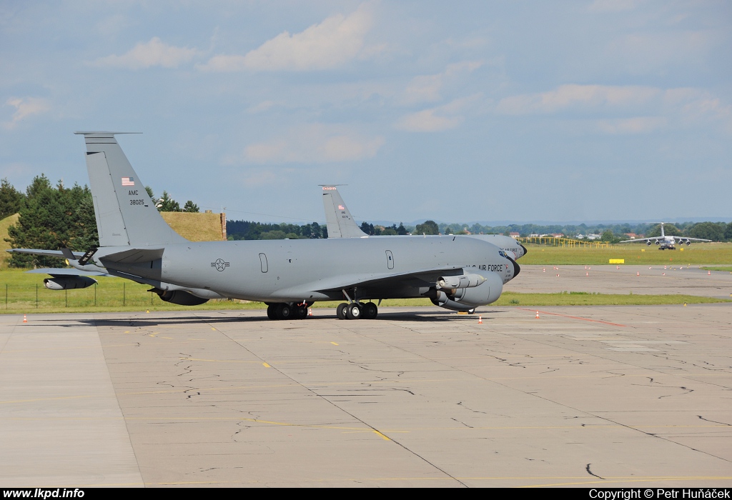 USAF – Boeing KC-135R Stratotanker 63-8025