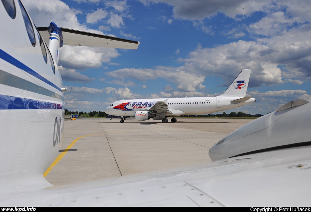 Travel Service – Airbus A320-211 YL-LCD