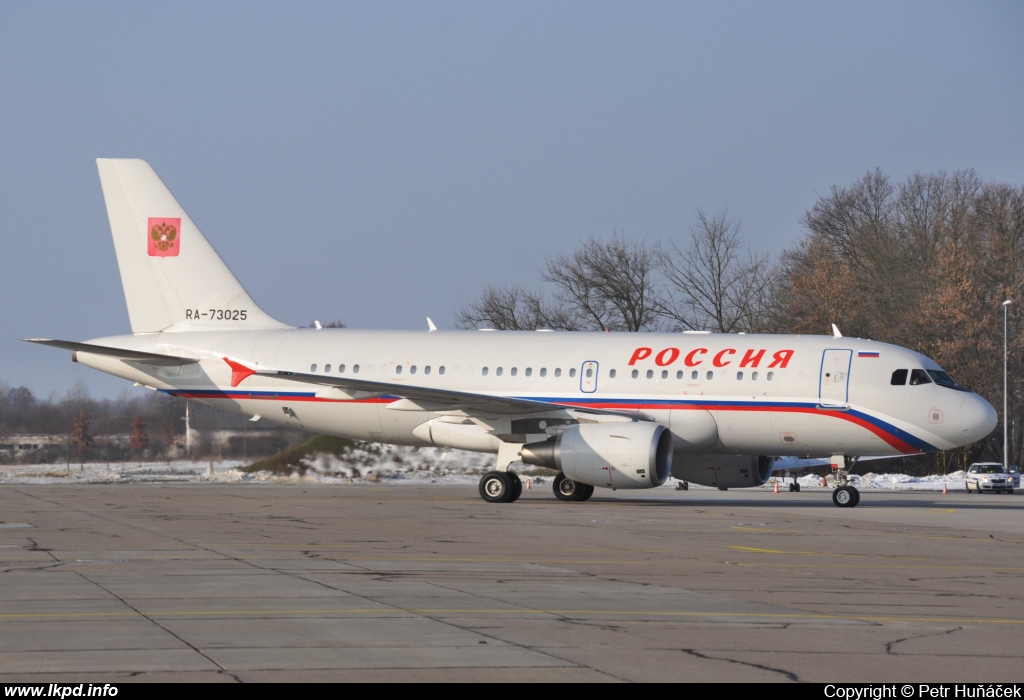 Rossia – Airbus A319-115 (CJ) RA-73025