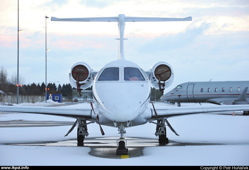 London Executive Aviation – Embraer EMB-505 Phenom 300 G-JAGA