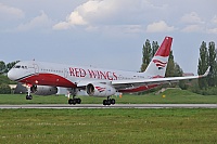 Red Wings – Tupolev TU-204-100V RA-64049