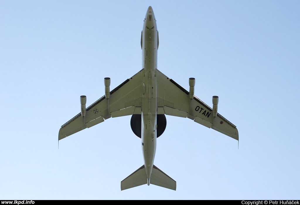 NATO – Boeing E-3A AWACS LX-N90446