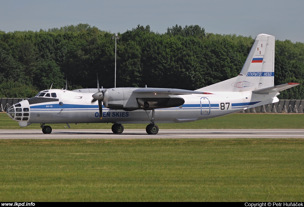 Russia Air Force – Antonov AN-30B 87