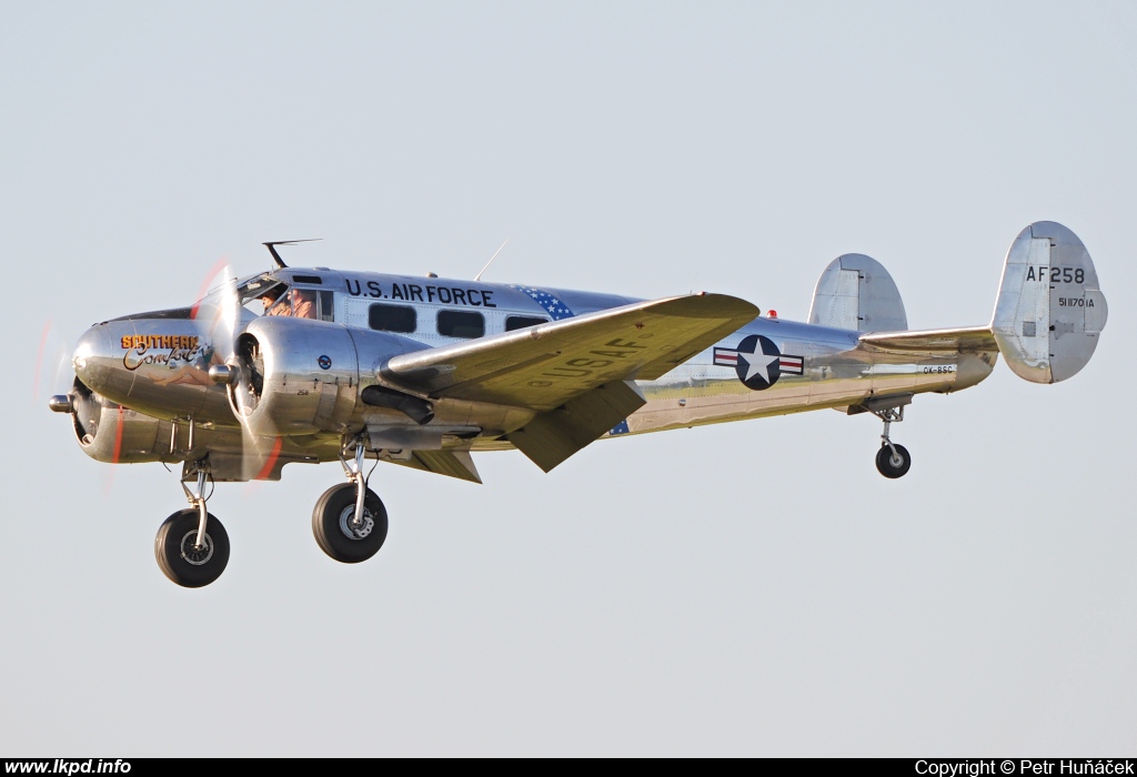 Private/Soukrom – Beech C-45H Expeditor OK-BSC