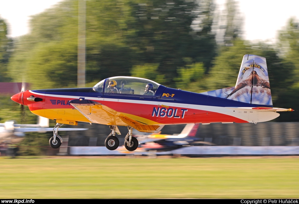 Private/Soukrom – Pilatus PC-7 N60LT