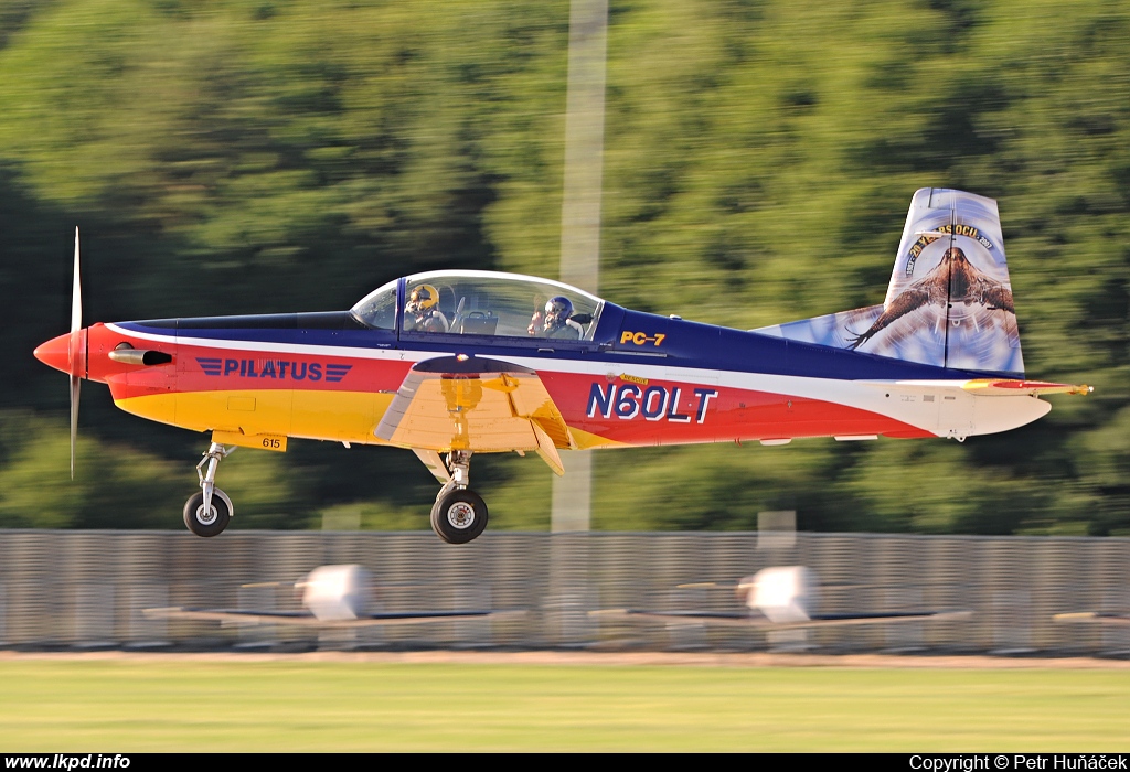 Private/Soukrom – Pilatus PC-7 N60LT