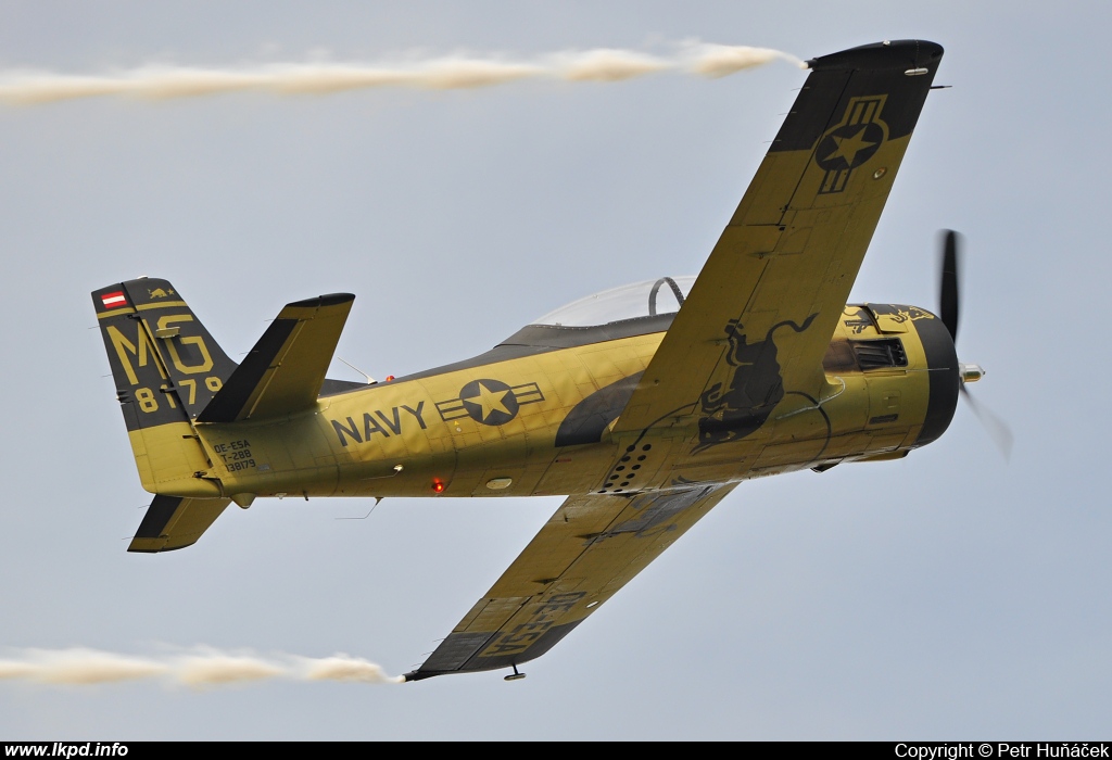 The Flying Bulls – North American T-28B OE-ESA