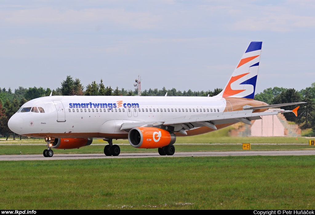 Smart Wings – Airbus A320-232 SX-ORG