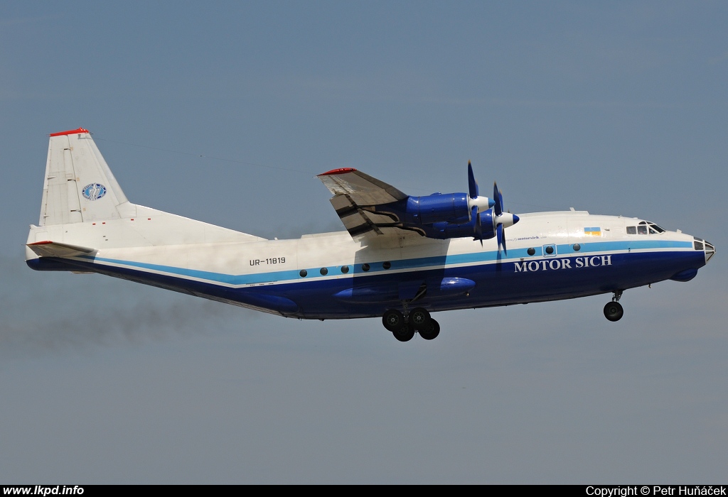 Motor Sich – Antonov AN-12BK UR-11819