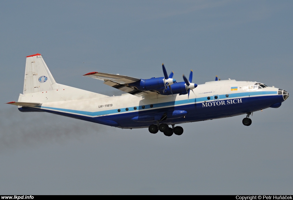 Motor Sich – Antonov AN-12BK UR-11819