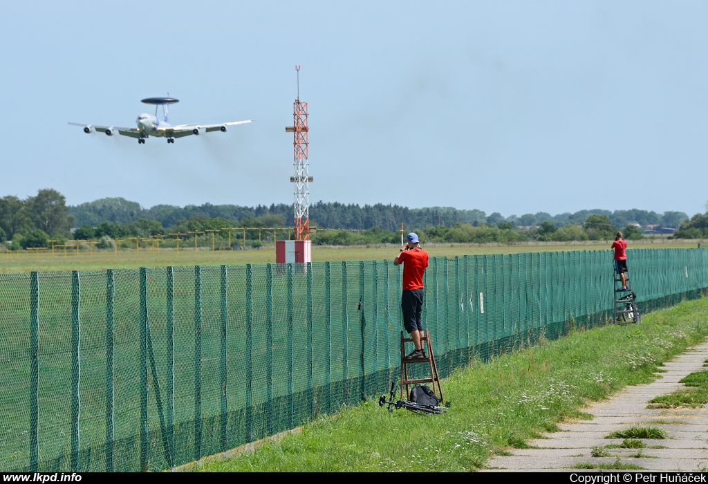 NATO – Boeing E-3A AWACS LX-N90450