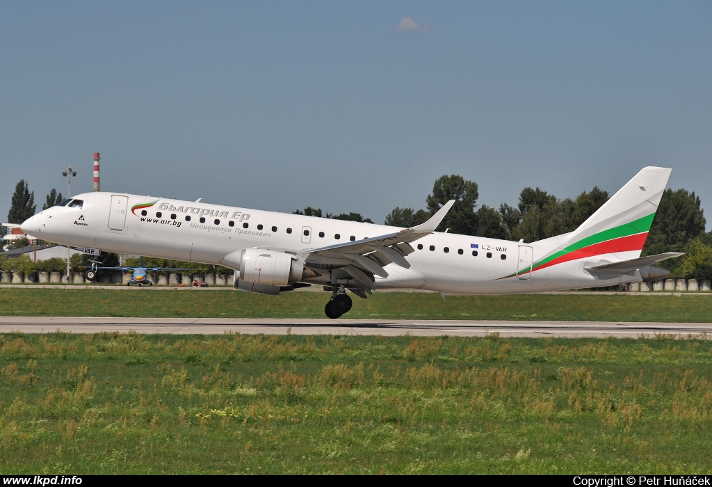 Bulgaria Air – Embraer ERJ-190-100IGW 190AR LZ-VAR