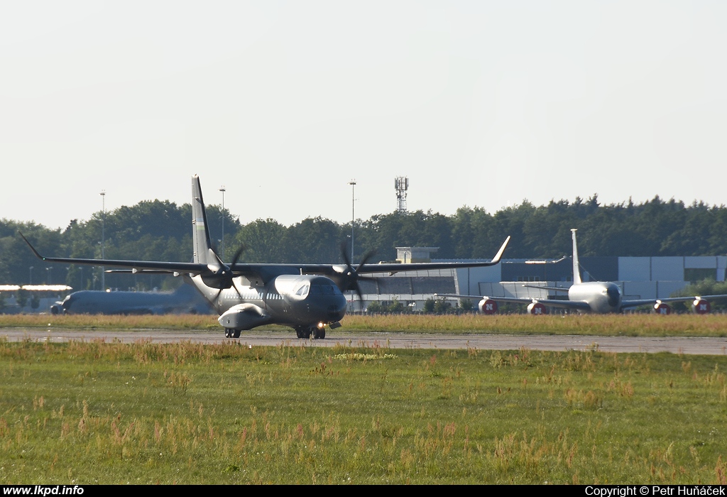 Uzbekistan Air Force – CASA C-295W 03