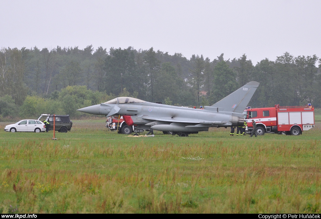 UK Air Force - RAF – Eurofighter EF-2000 (FGR4) ZK320