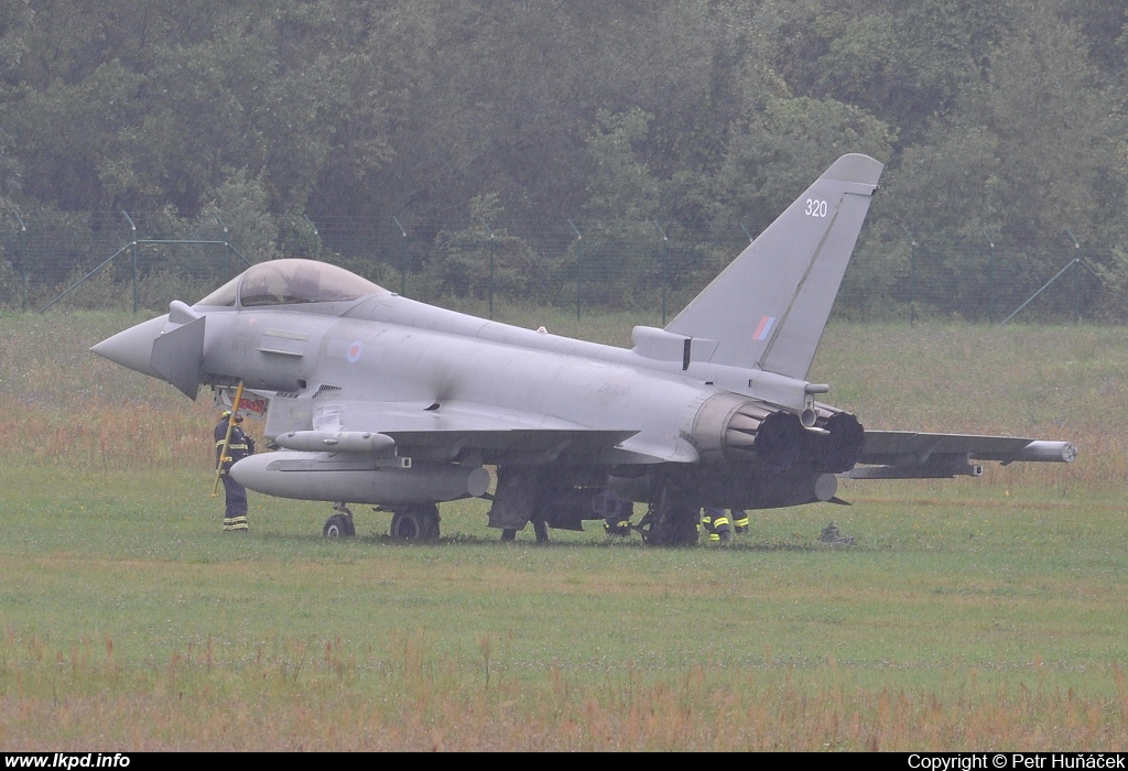 UK Air Force - RAF – Eurofighter EF-2000 (FGR4) ZK320