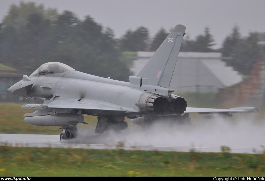 UK Air Force - RAF – Eurofighter EF-2000 (FGR4) ZK320