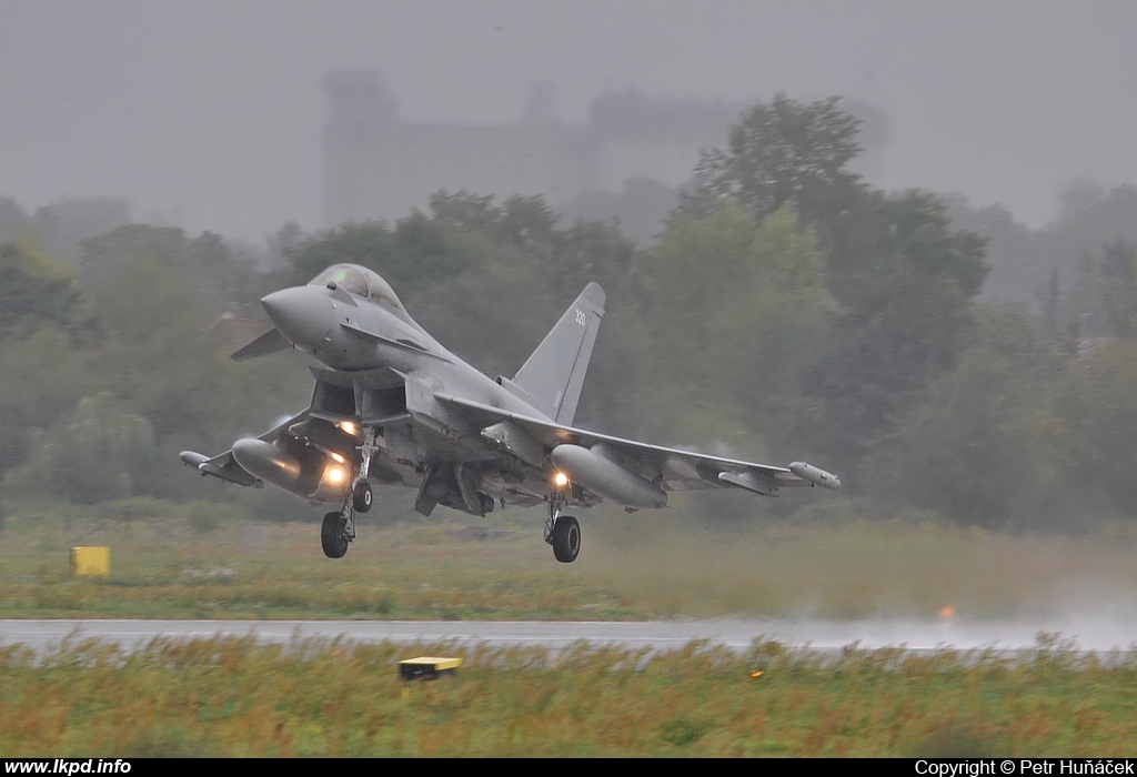 UK Air Force - RAF – Eurofighter EF-2000 (FGR4) ZK320