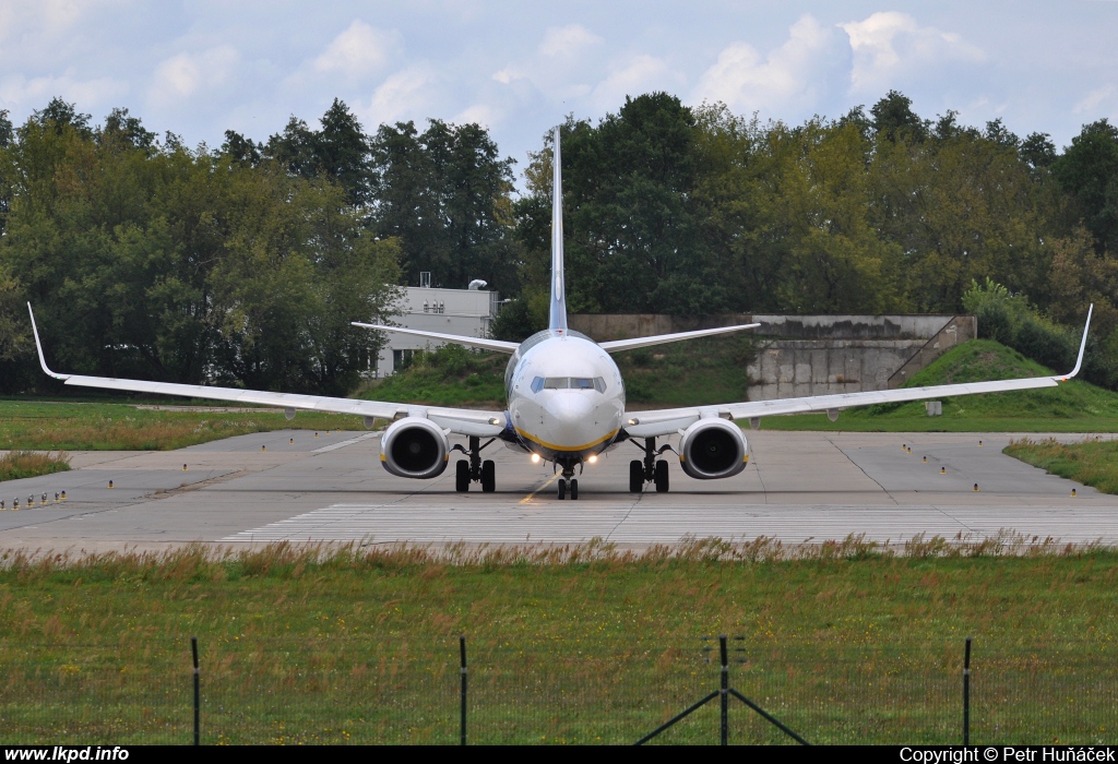 Ryanair – Boeing B737-8AS EI-DCF