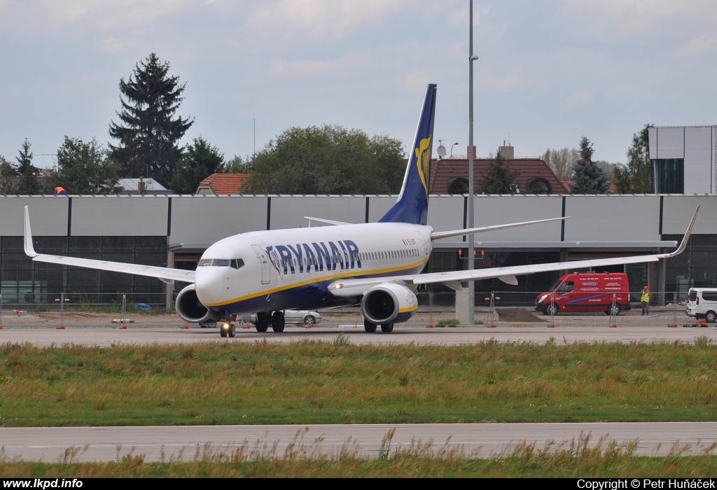 Ryanair – Boeing B737-8AS EI-DCF