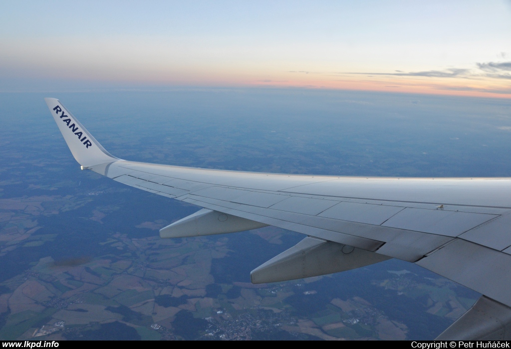 Ryanair – Boeing B737-8AS EI-FTH