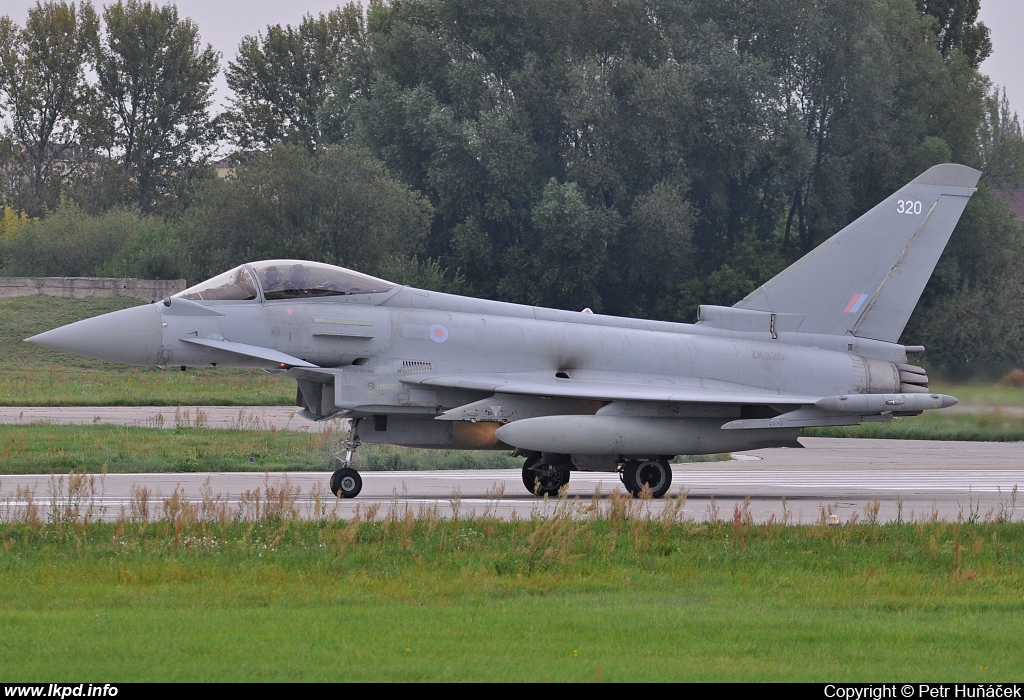 UK Air Force - RAF – Eurofighter EF-2000 (FGR4) ZK320