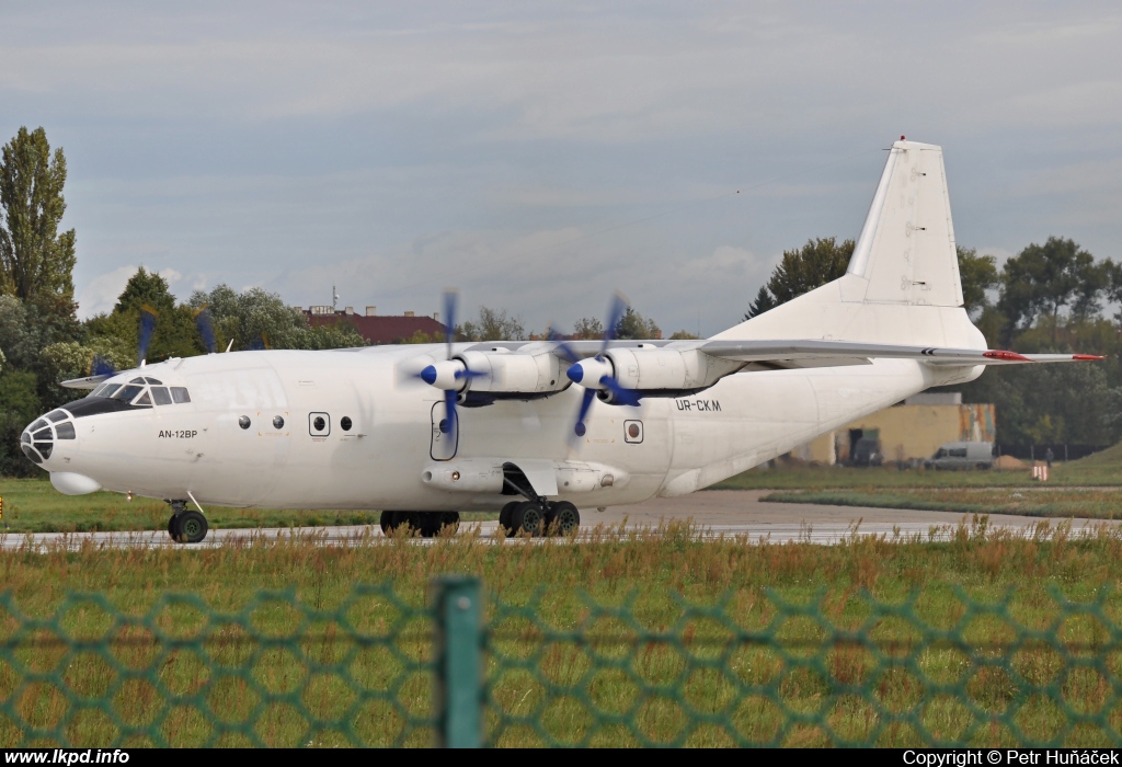 CAVOK – Antonov AN-12BP UR-CKM