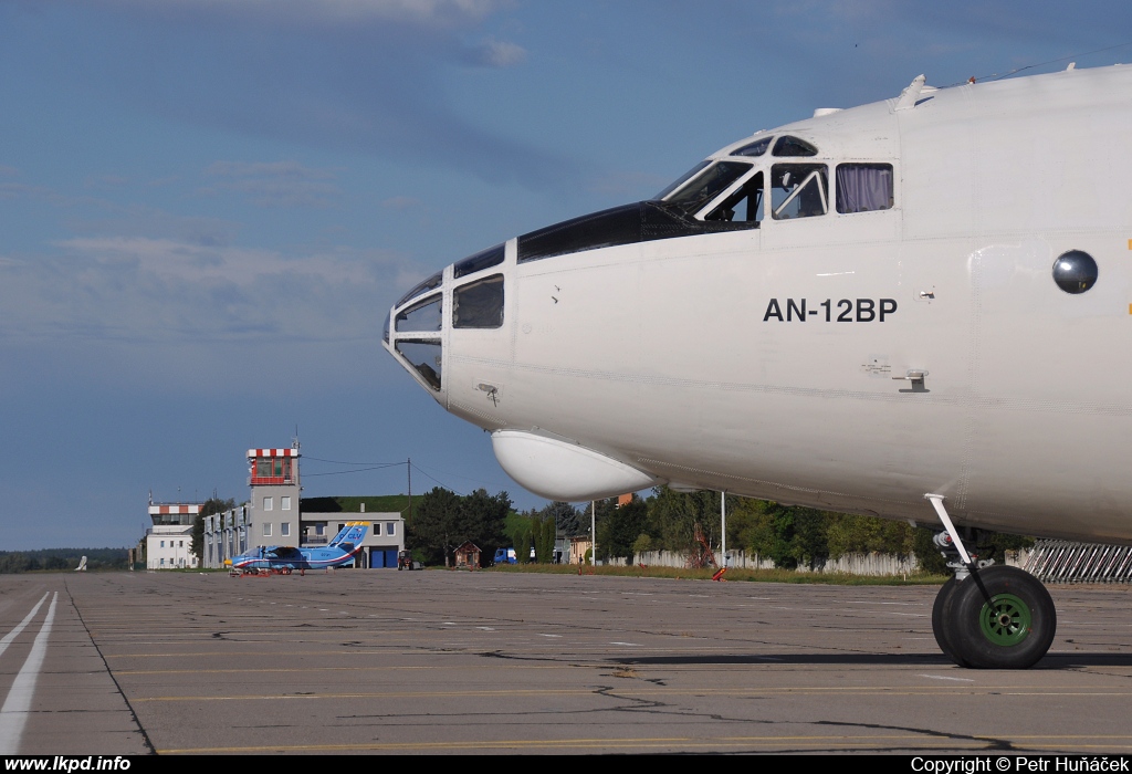 CAVOK – Antonov AN-12BP UR-CKM