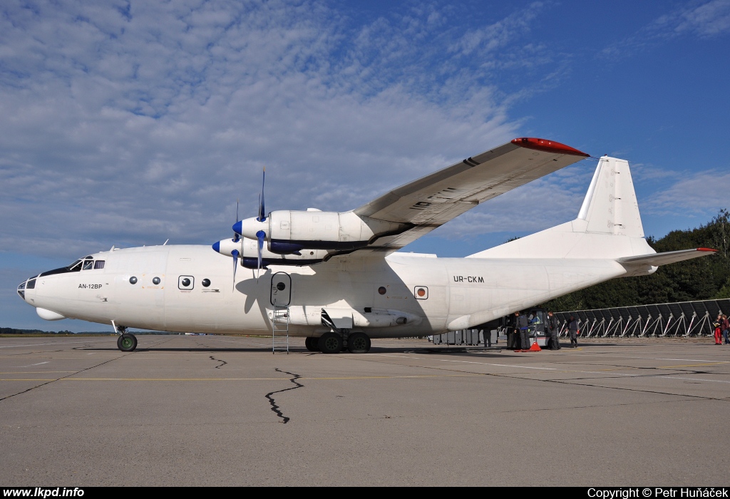 CAVOK – Antonov AN-12BP UR-CKM