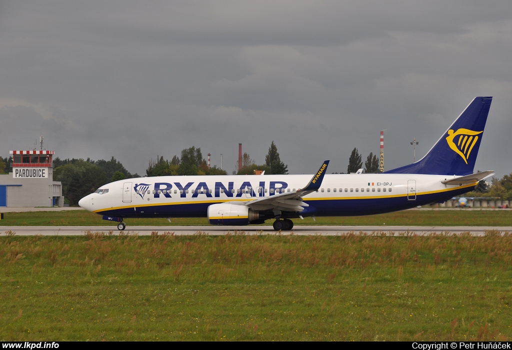 Ryanair – Boeing B737-8AS EI-DPJ