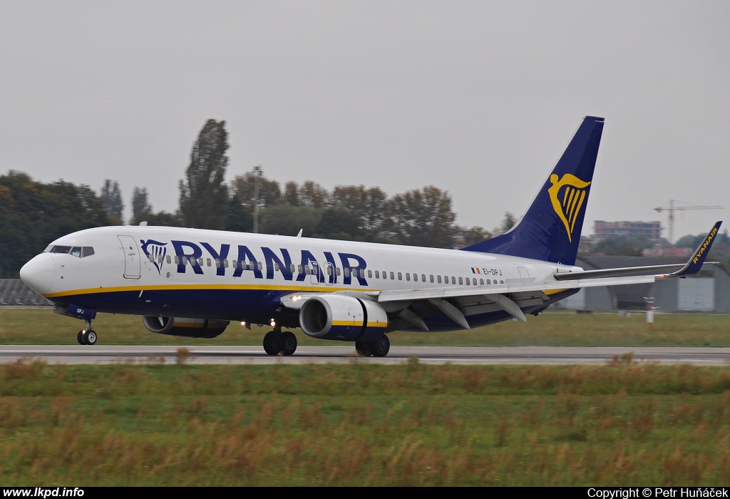 Ryanair – Boeing B737-8AS EI-DPJ