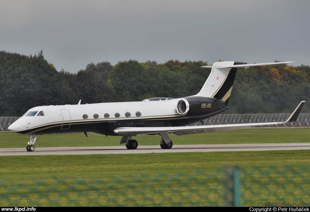 Luxaviation – Gulfstream G-V OE-IIS