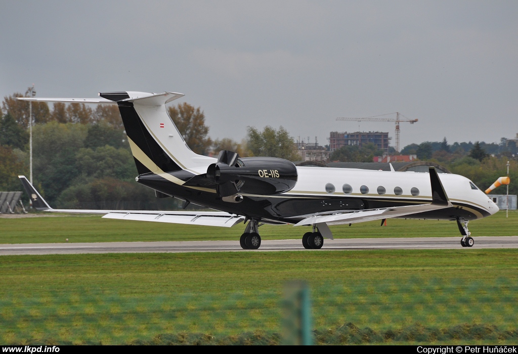 Luxaviation – Gulfstream G-V OE-IIS
