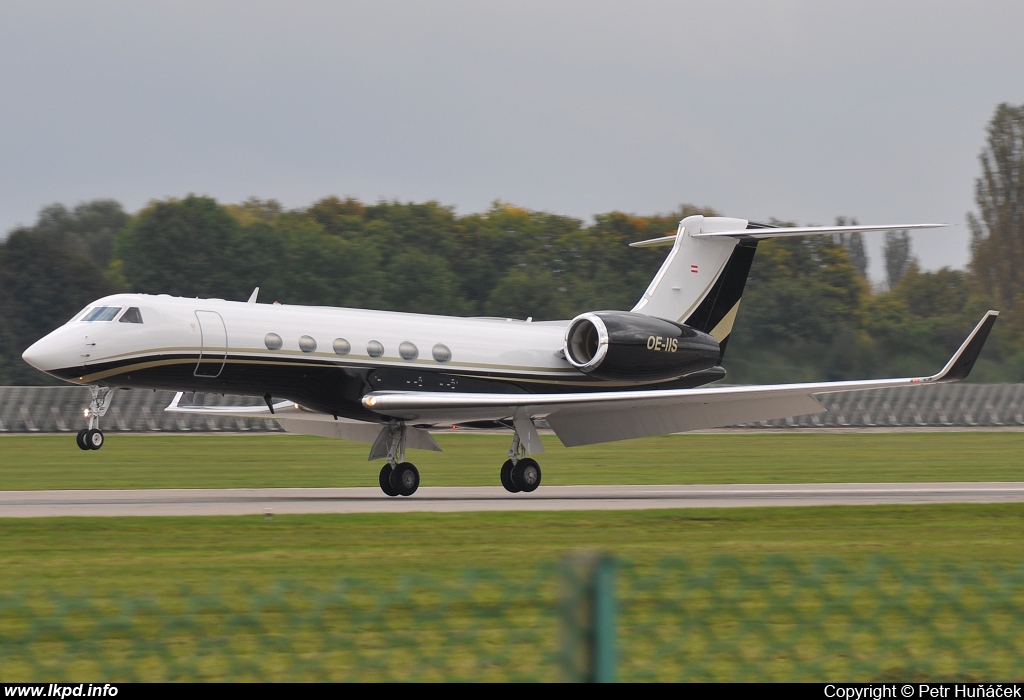 Luxaviation – Gulfstream G-V OE-IIS
