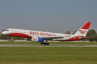 Red Wings – Tupolev TU-204-100V RA-64043