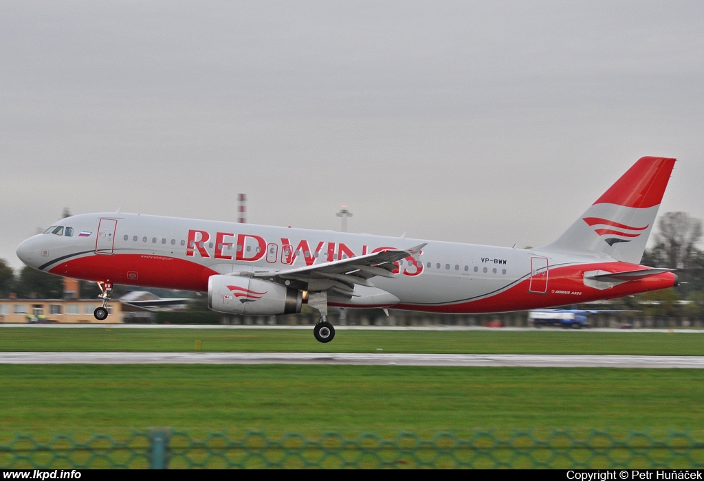 Red Wings – Airbus A320-232 VP-BWW