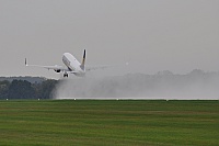 Ryanair – Boeing B737-8AS EI-FZH