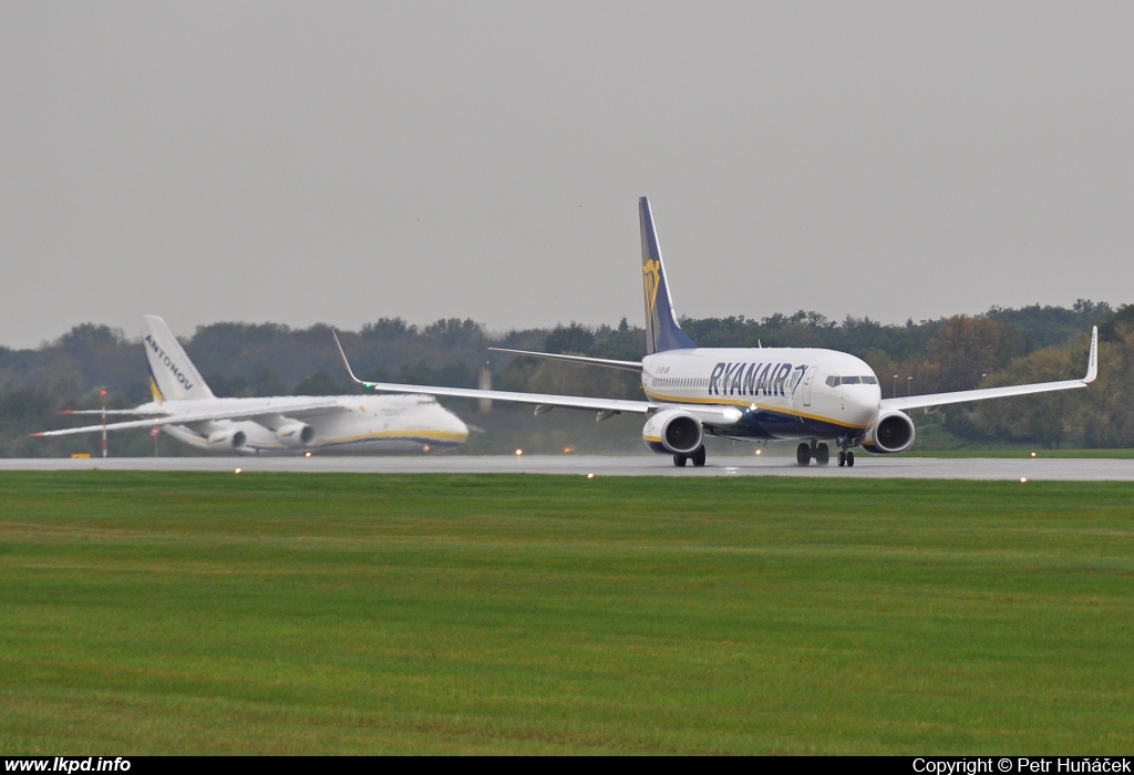 Ryanair – Boeing B737-8AS EI-FZH