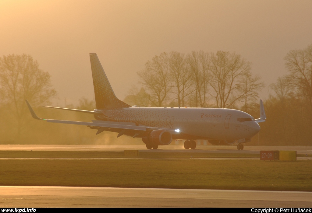 Rossia – Boeing B737-8LJ VP-BOD