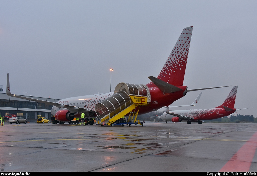 Rossia – Boeing B737-8LJ VP-BOB