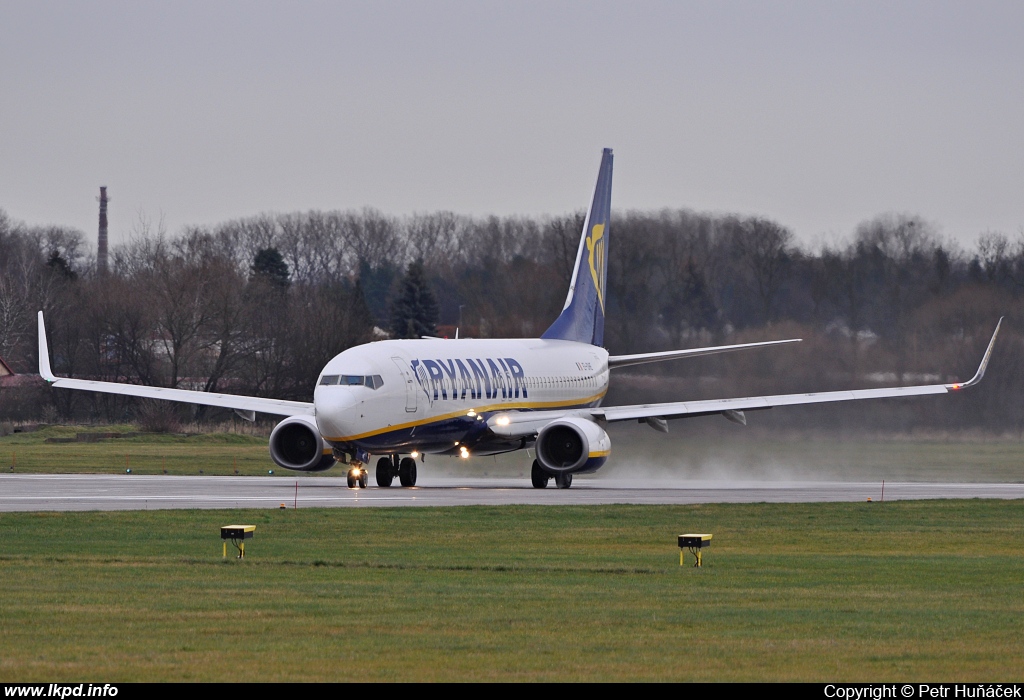 Ryanair – Boeing B737-8AS EI-DHE