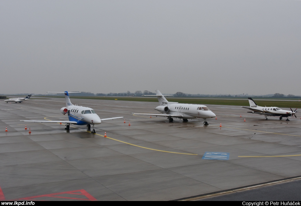 Private/Soukrom – BAE Systems Avro BaE-125-1000A N770RG