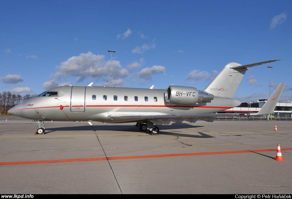 VistaJet – Canadair CL-600-2B16 Challenger 605 9H-VFC