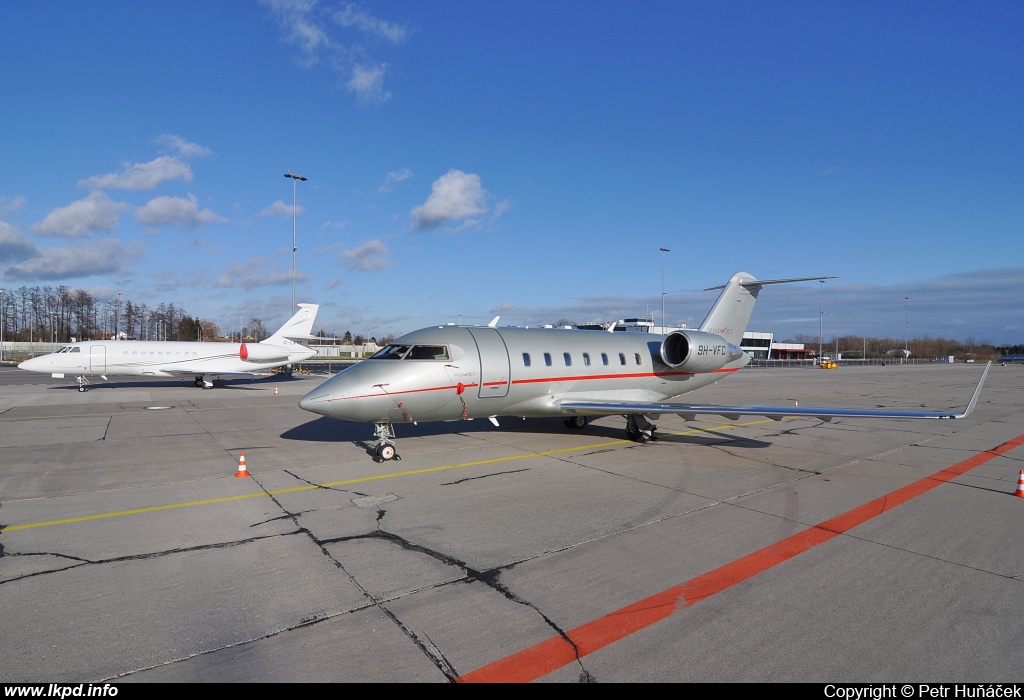 VistaJet – Canadair CL-600-2B16 Challenger 605 9H-VFC