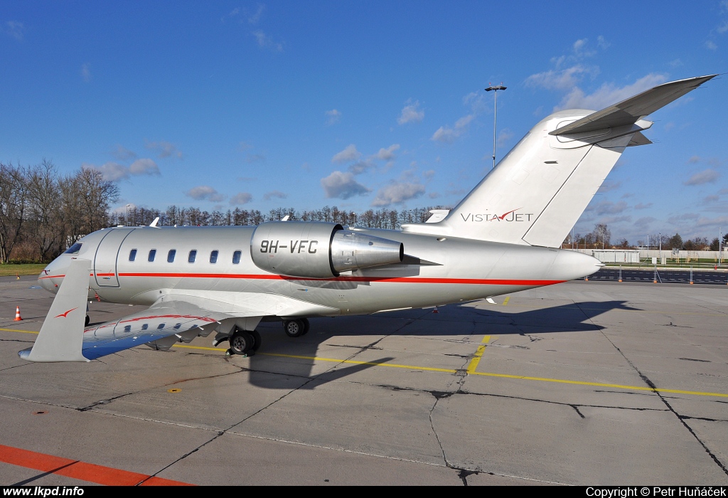 VistaJet – Canadair CL-600-2B16 Challenger 605 9H-VFC