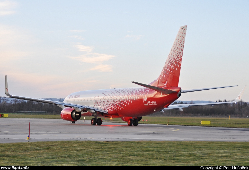 Rossia – Boeing B737-8LJ VP-BOB