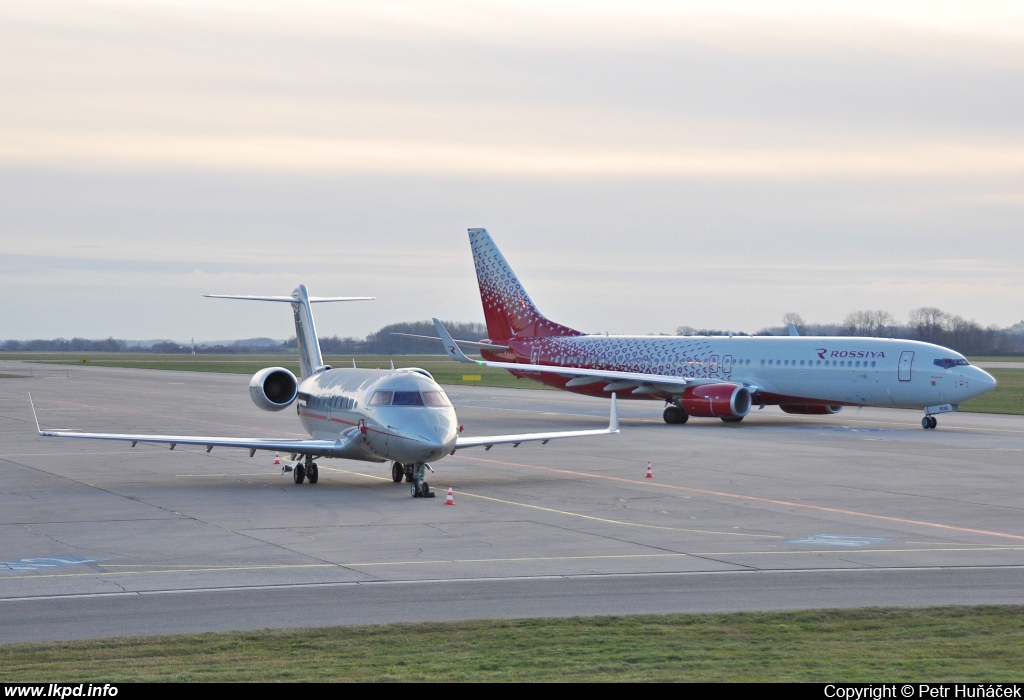 VistaJet – Canadair CL-600-2B16 Challenger 605 9H-VFC