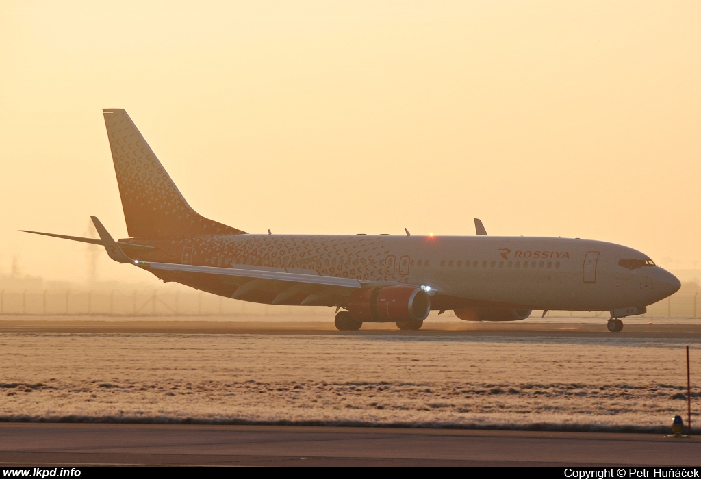 Rossia – Boeing B737-8LJ VP-BOA