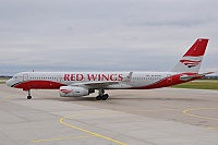 Red Wings – Tupolev TU-204-100V RA-64049