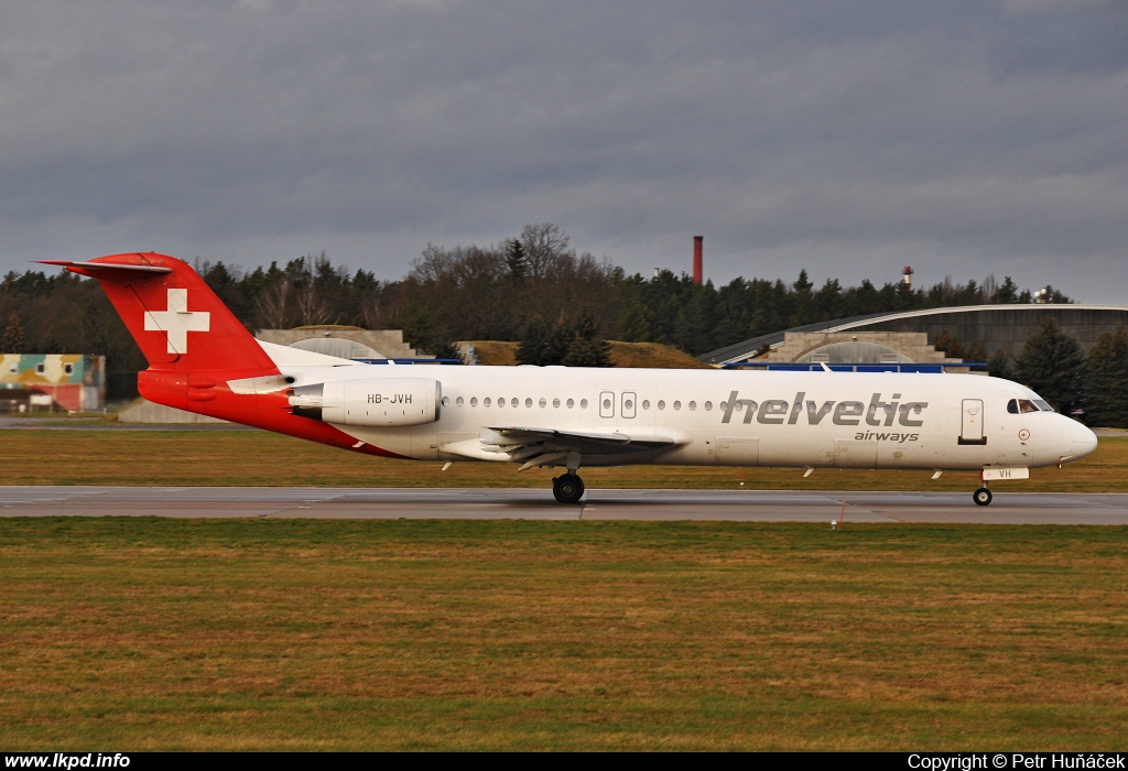 Helvetic Airways – Fokker 100 HB-JVH