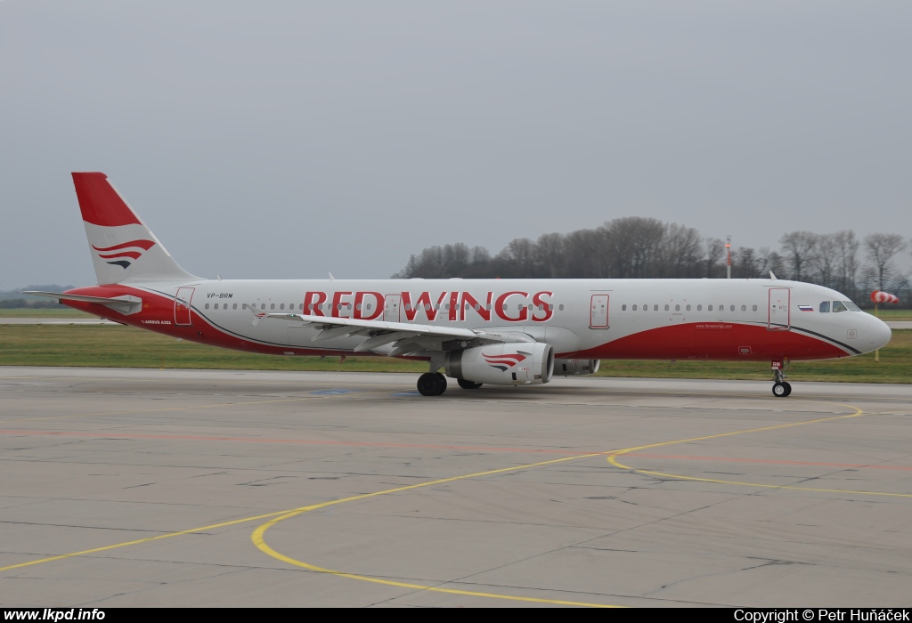 Red Wings – Airbus A321-231 VP-BRM